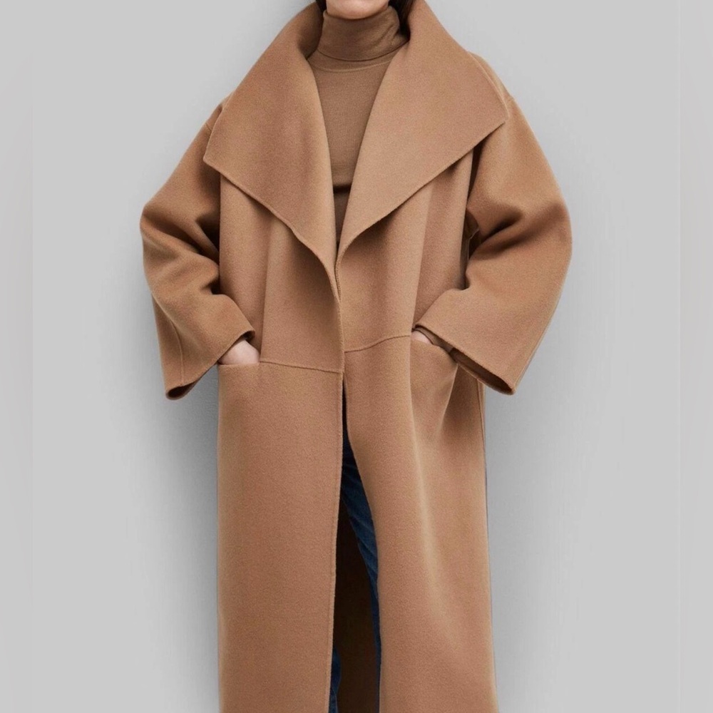 Elegant Tan Women's Coat
